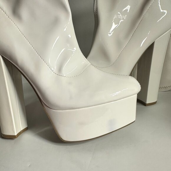 s8.5 Thigh-Hi | Platform Latex Heels | 5in. Retro Glam | Pre-Loved & Stunning - Picture 7 of 13